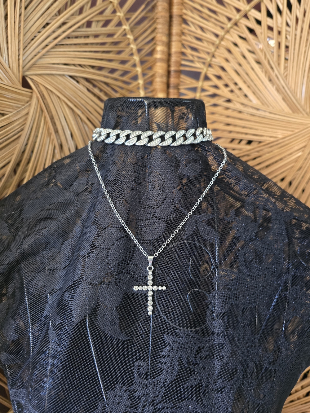 βοΈ Silver Crystal Cross Pendant Necklace with Silver Choker